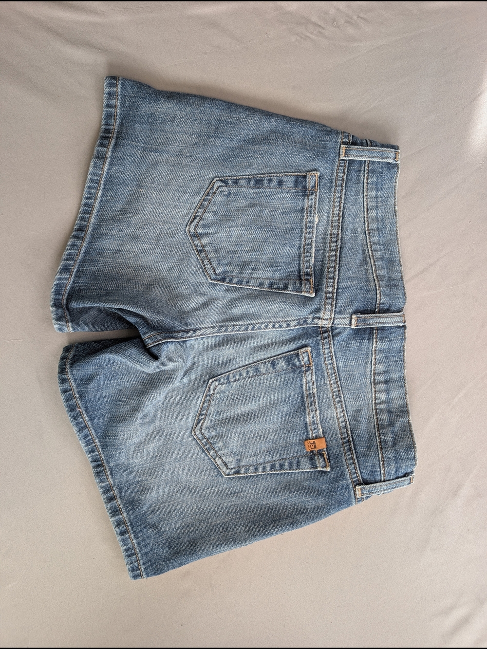 Joe's 25" Women's Junior Jean Shorts Distressed 5 Pocket - Picture 2 of 4